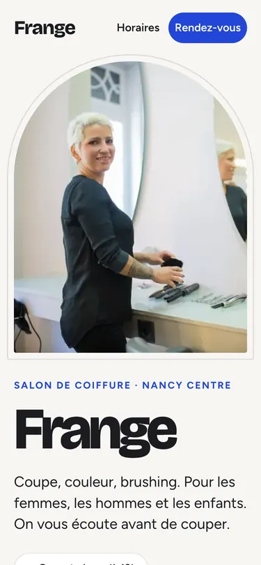 Démo d’un salon de coiffure, sur téléphone